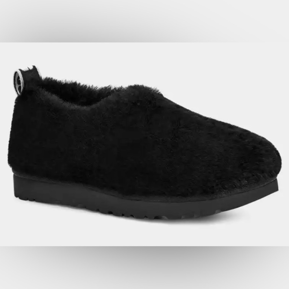 UGG Classic Cozy Bootie NiB. It